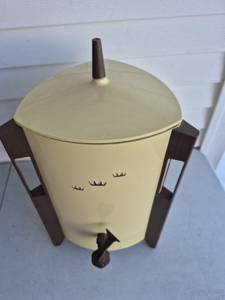 VINTAGE MID-CENTURY REGAL WARE 7530 COFFEE MAKER