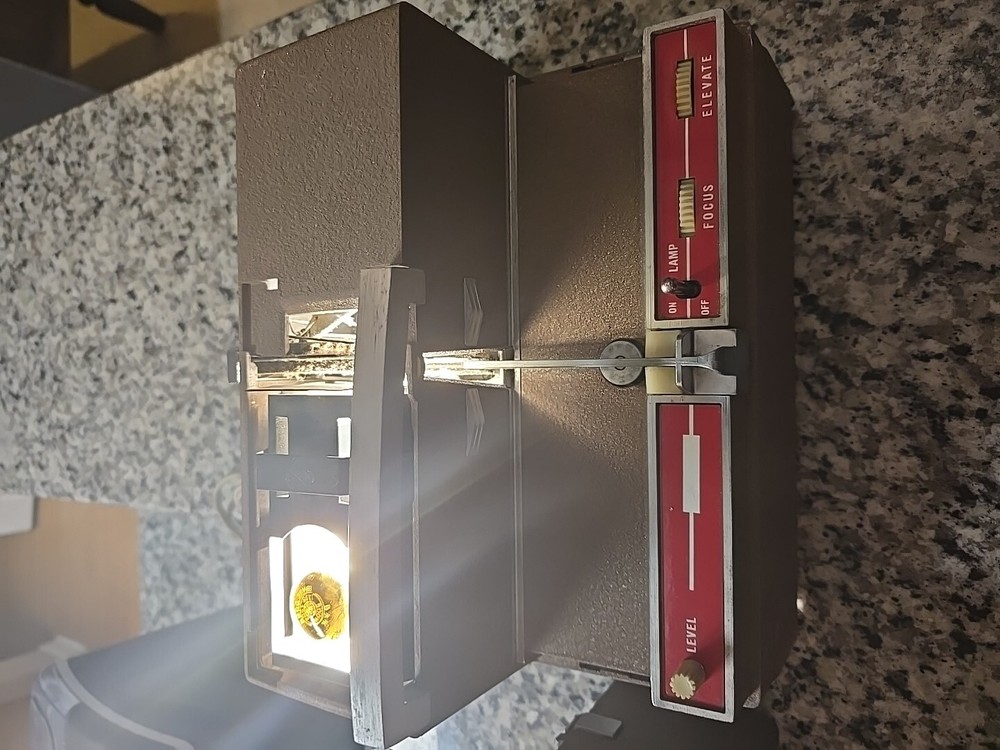Airequipt Superba 44 Slide Projector  Fan And Light Work, MISSING Light Cover