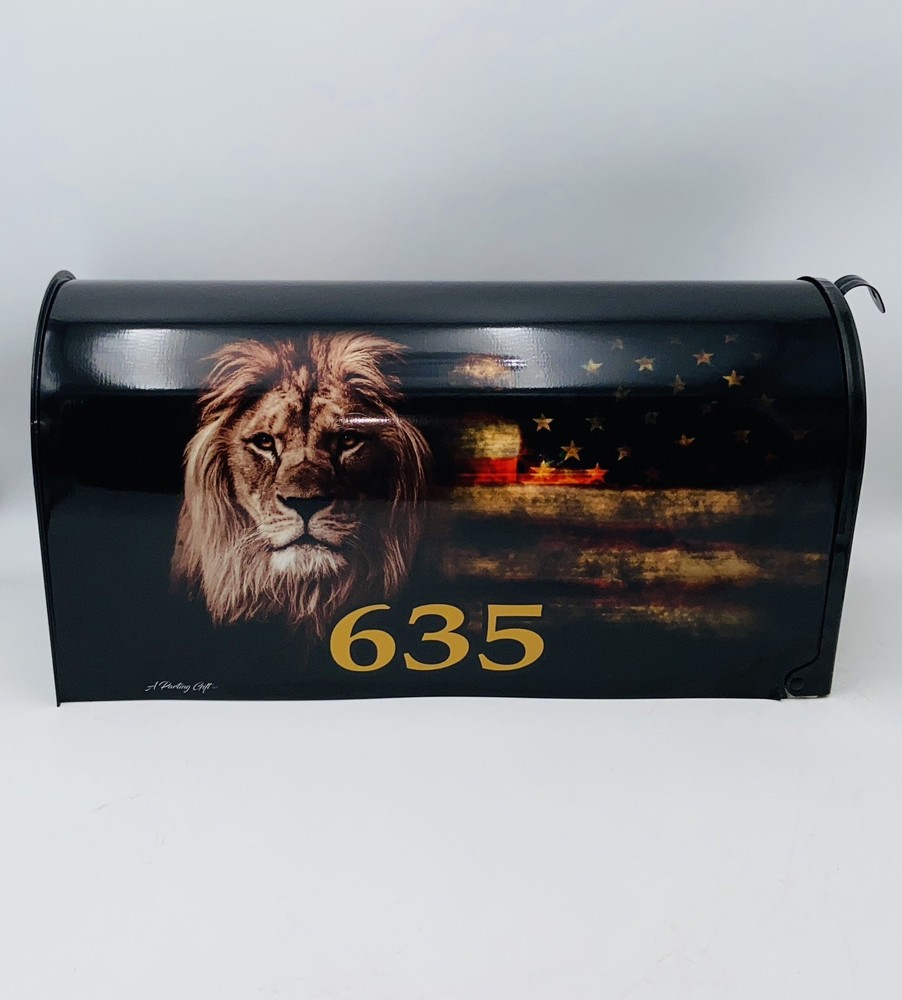 Lion Custom Mailbox: Patriotic Gift Ideas