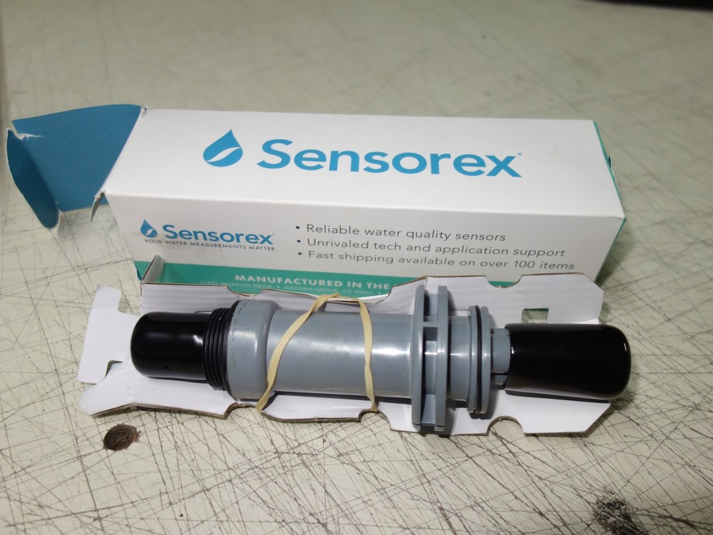 Sensorex CS8000TC-K=0.1 Flow Sensor * NEW