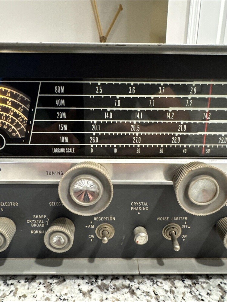 Hallicrafters SX-110 Shortwave Receiver Powers On