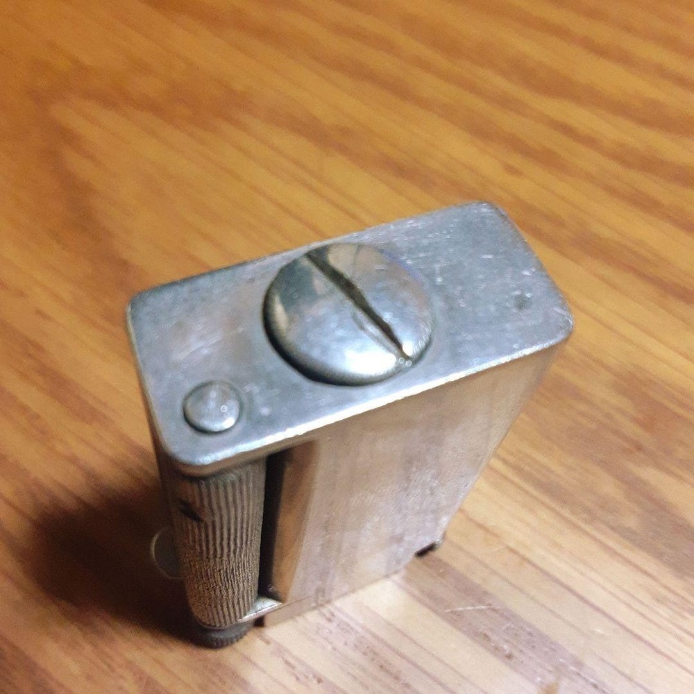 Working dunhill oil lighter silver without box