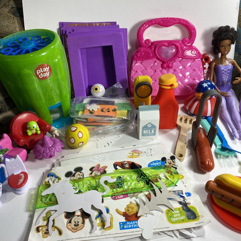 various toy lot 20 Plus Including A Working Bubble Machine With Bubbles