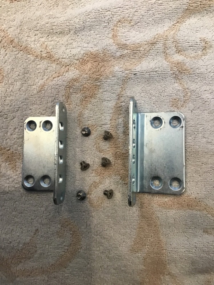 HP 5184-8395 Rack Ears no screws