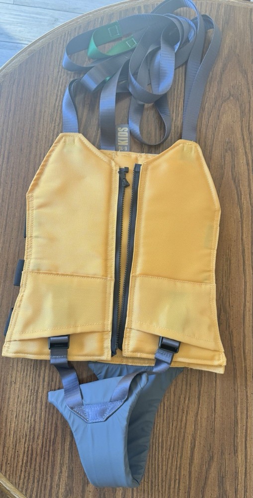 Guldman Kids Active Vest Size 6-10 EUC