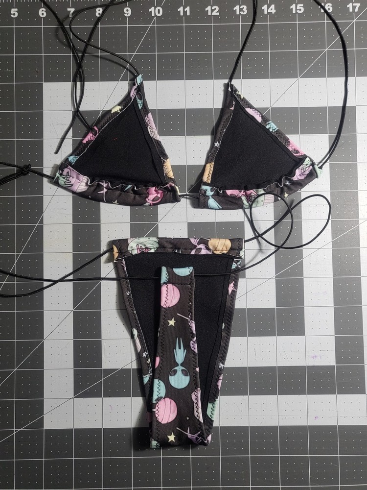 Fully Lined Kawaii Aliens Microkini 2pc Set