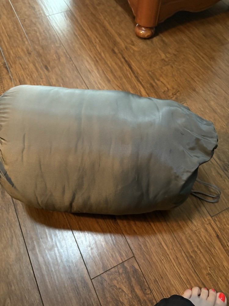 Pinnacle Sleeping Bag With Storage Bag