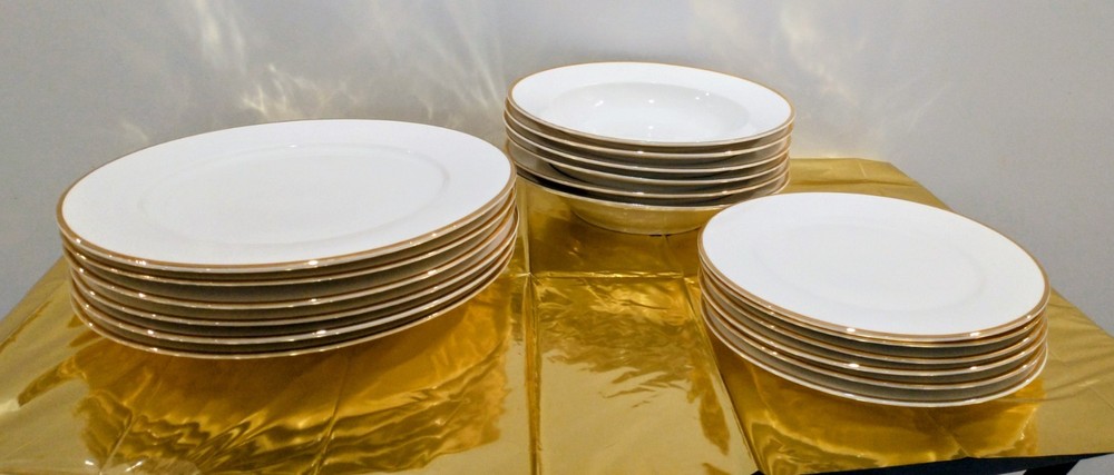 Collectible Wallace Silversmith Gold Plume Tableware