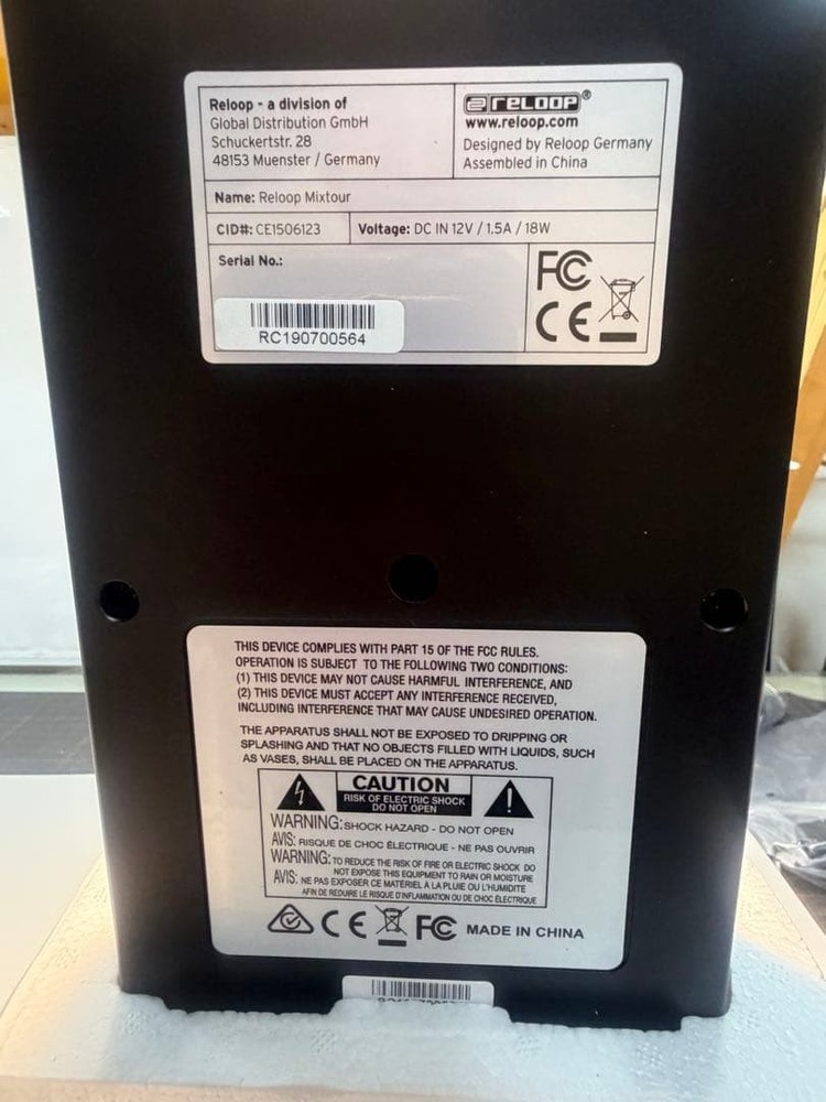 Reloop MIXTOUR Portable DJ Controller Audio Interface for djay TRAKTOR #0001