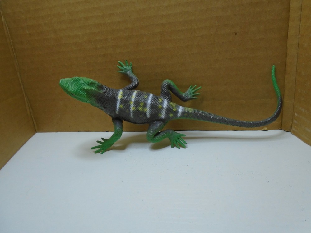 DOLGEN 8" DRAGON LIZARD FIGURE (MA1264)