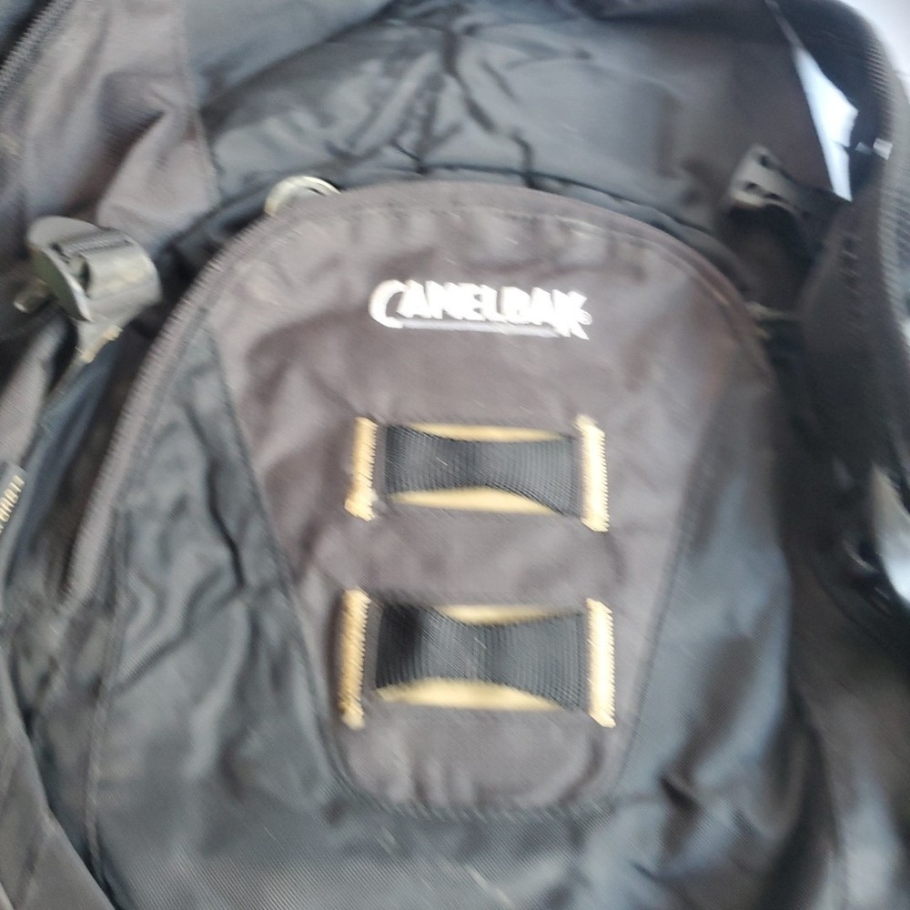 Cabela's Hydro Camelback Hydration Pack Backpack High Sierra daypacks no water