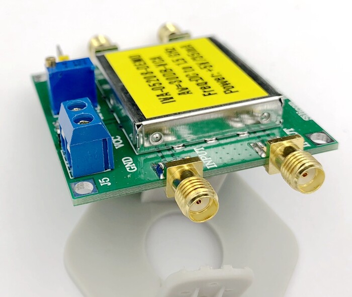 Wideband Differential Amplifier IVA-05208 Differential Input Differential Output