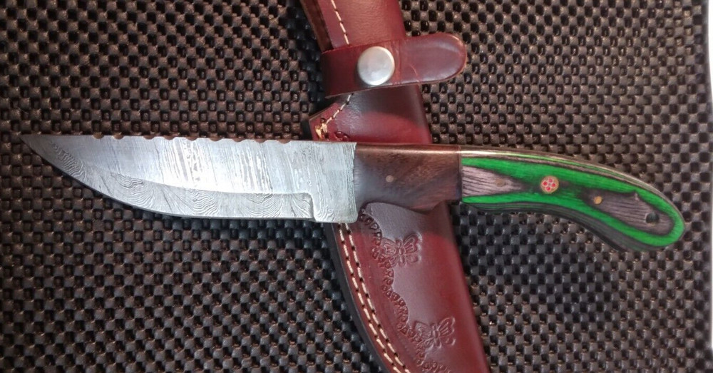 HAND MADE HUNTING KNIFE DAMASCUS