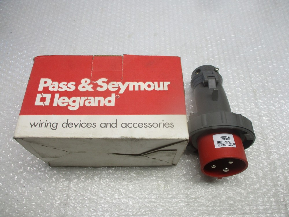 PASS & SEYMOUR PS330P7-W PLUG NSMP