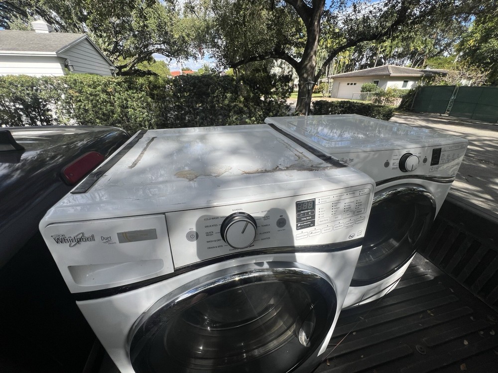 Whirlpool Duet Washer & Dryer - Great Condition