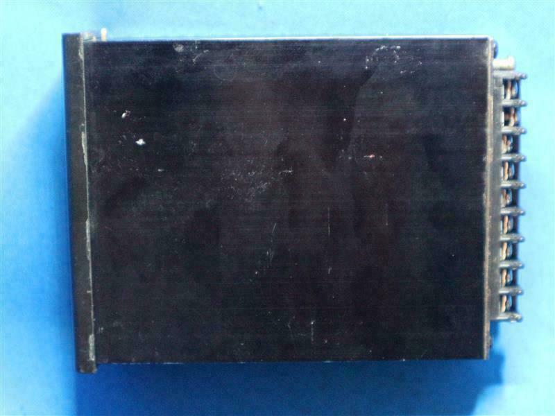 SM-10 SM10 Microprocessor Based Indicator w/ Missing Cover