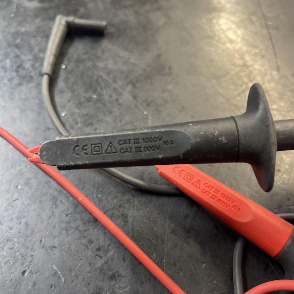 Authentic Fluke AC220 SureGrip™ Alligator Clips