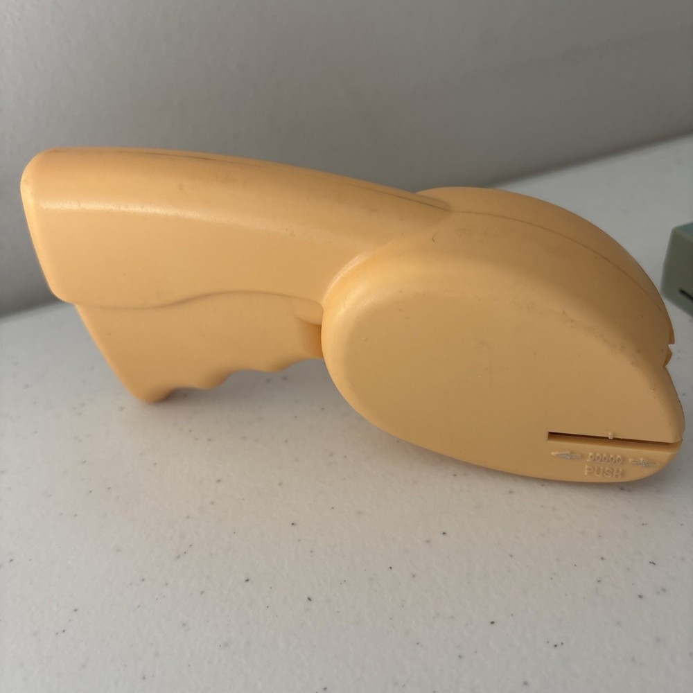 Interchangeable Punch- 12 Punches & Handheld Punch