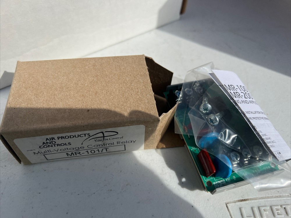 Air Products and Controls. MR-101/T Multi-Voltage Control Relay.