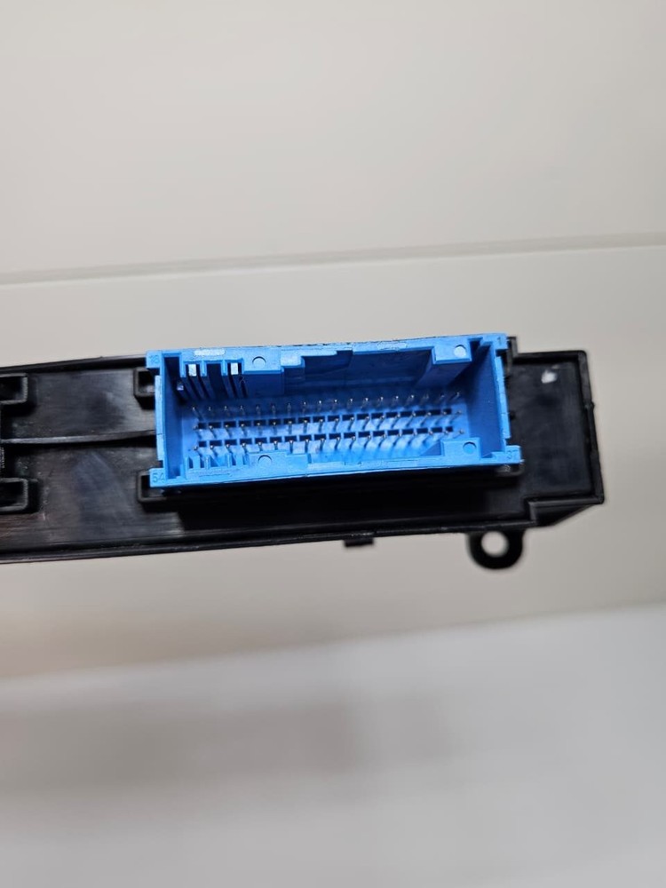 BMW E92 E82 E88 Body Control Module 9247473 OEM