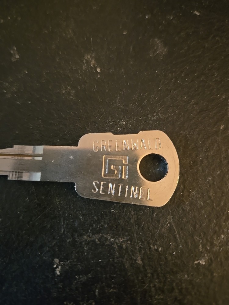 GREENWALD SENTINEL KEY CODED G1916 (3D5)