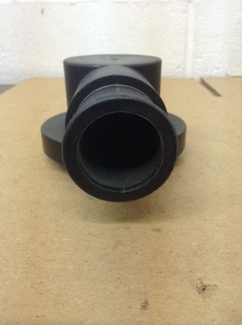 Cummins Oil Filler Connection