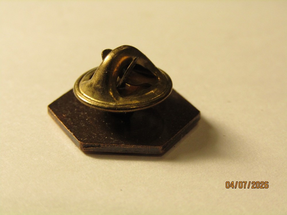 Vntg Federal Aviation Administration Maintenance Technician Awards Program Pin