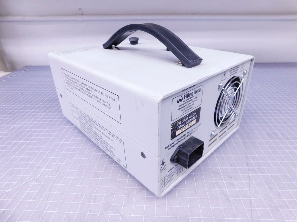 PILLING WECK 521318 HALOGEN ILLUMINATOR, LIGHT SOURCE 150W M5553