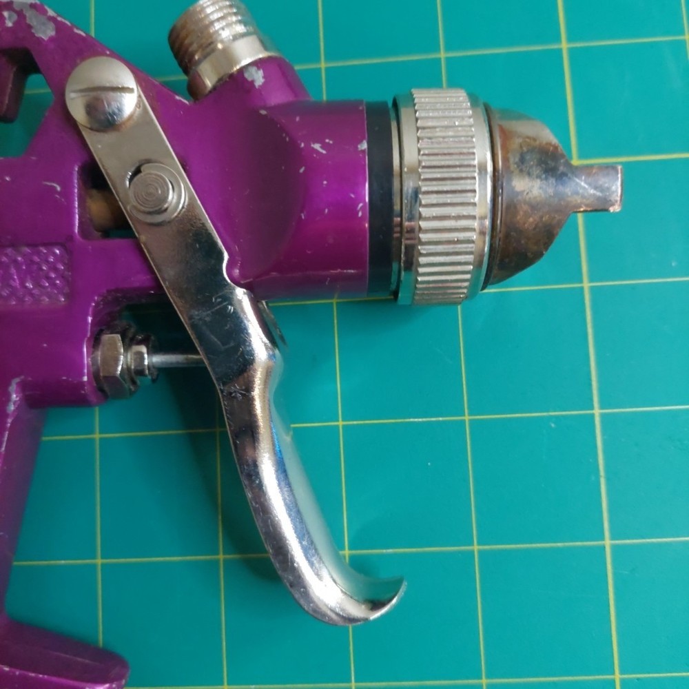 Central Pneumatic paint spray gun 47016