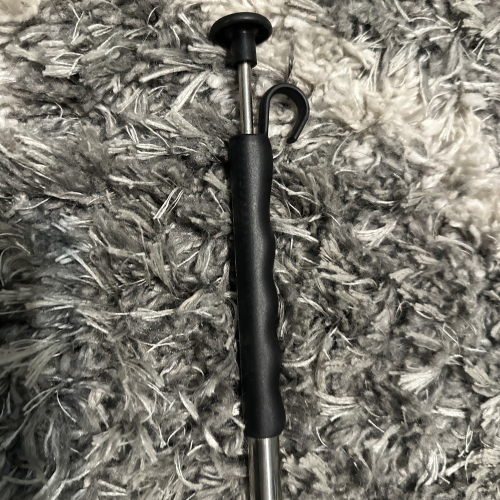 Magnetic Retrieving Baton with Release Handle and Guard Easy-Grip Handle (sb)