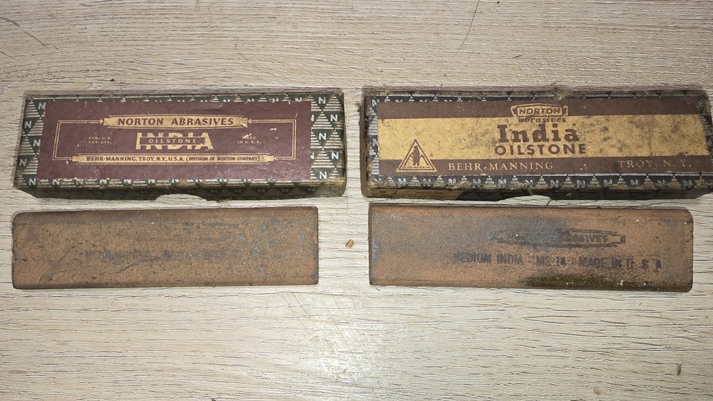 Norton MS/FS/14 Stone with Box.