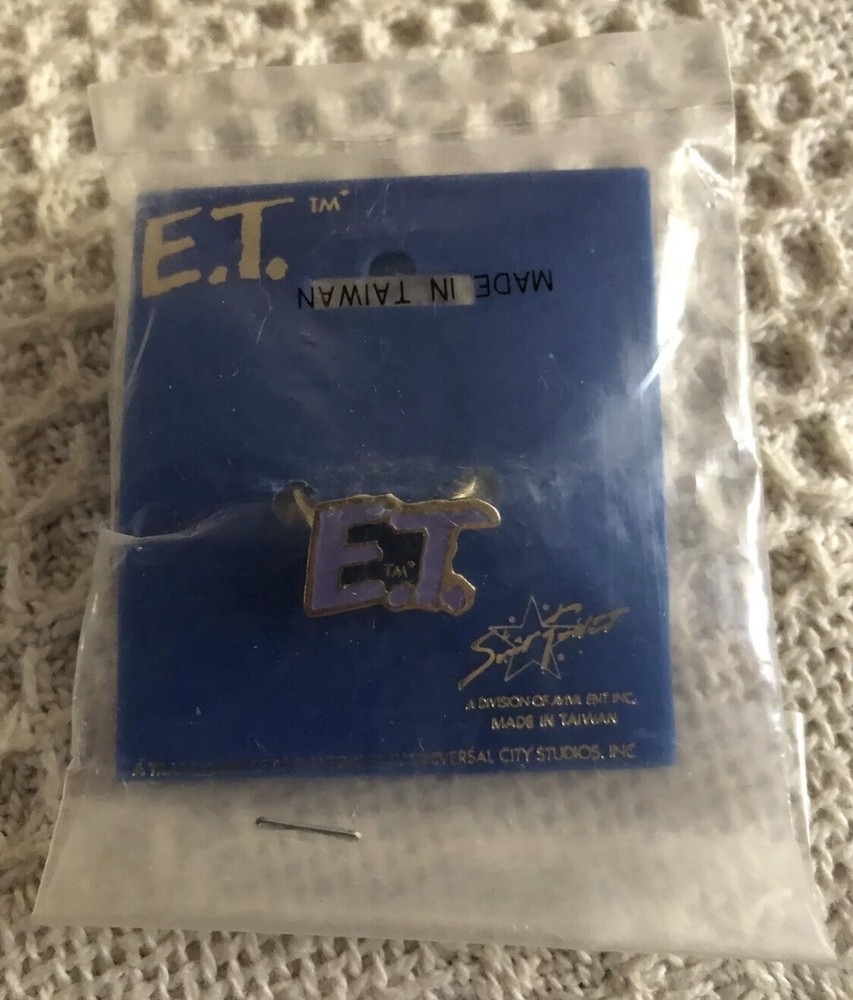 1982 E.T. Set - 3 Rings MIP Unopened & 1 Keychain￼