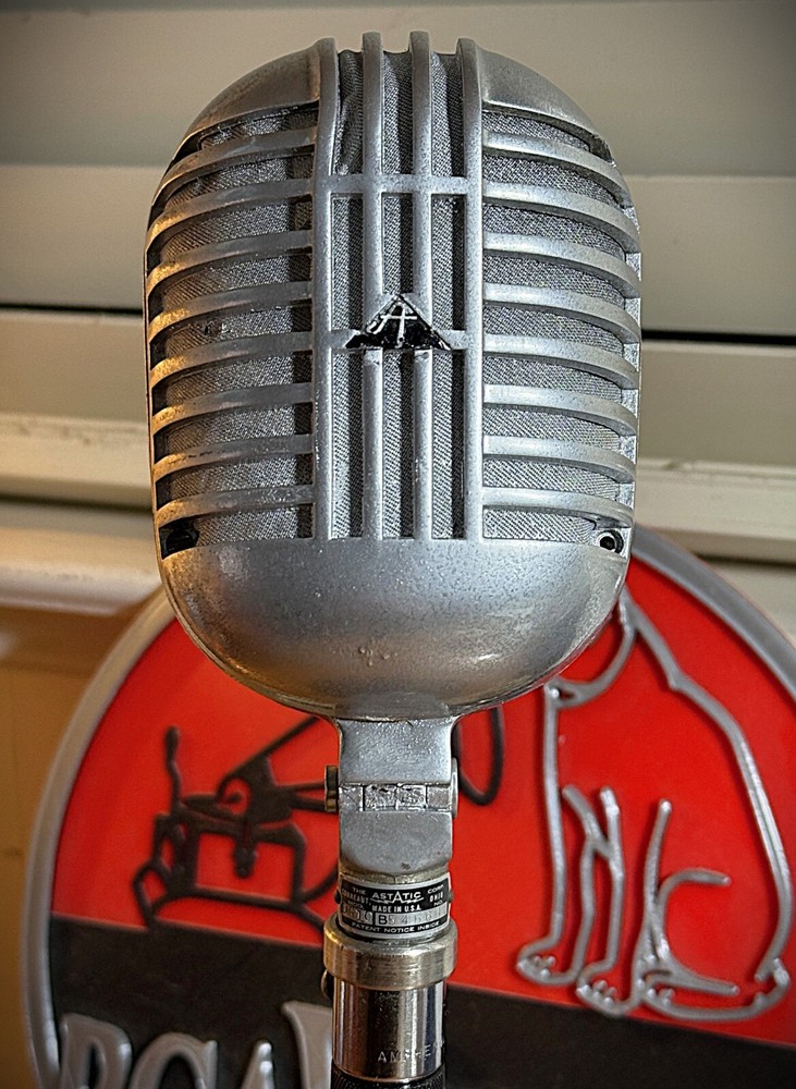 Vintage 1950's ASTATIC DR10 Crystal Microphone , original element works, + stand