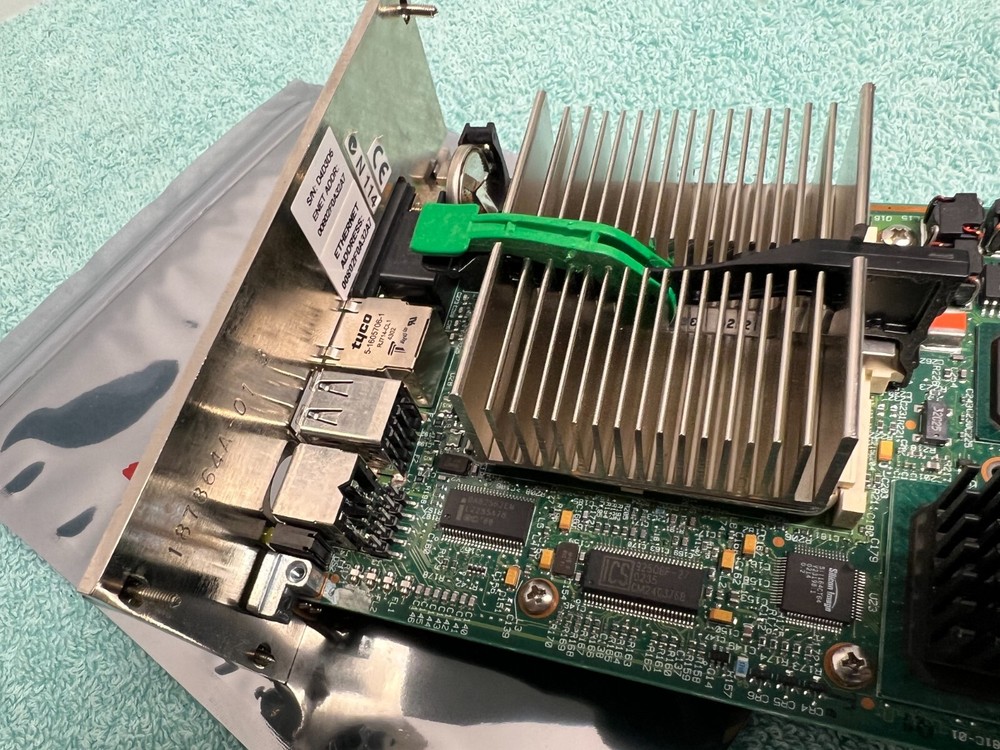 NATIONAL INSTRUMENTS NI PXI-8174 Embedded Controller Computer 20GB HDD