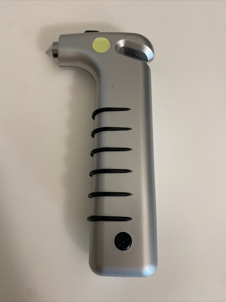 Auto Emergency Multi Function Tool Auto Escape Hammer Unused zad