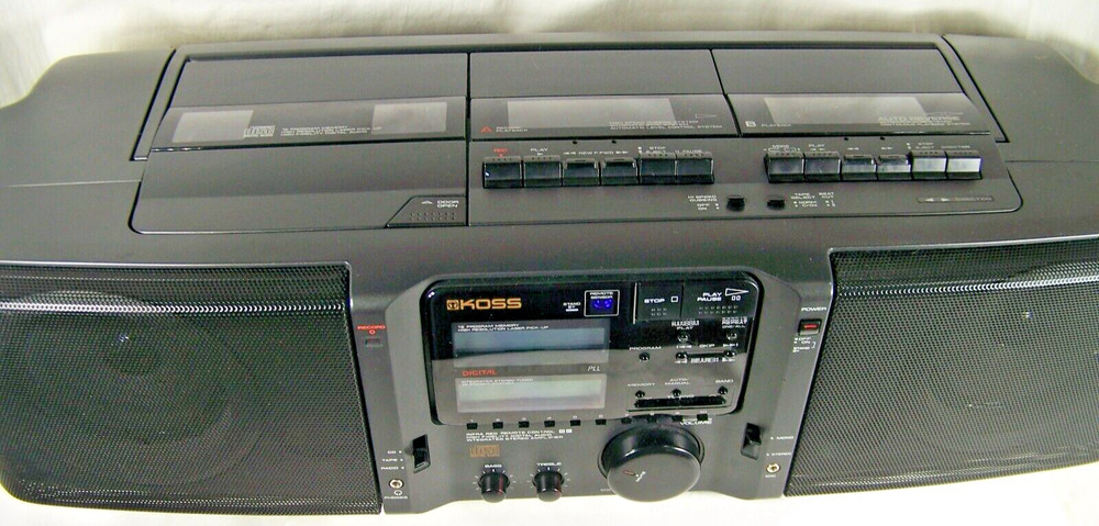 KOSS BOOM BOX PC80 STEREO SYSTEM DOUBLE CASSETTE PLAYER CD PLAYER NICE!!