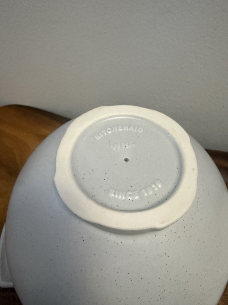 KitchenAid Ceramic Bread Bowl with Baking Lid 5 Quart