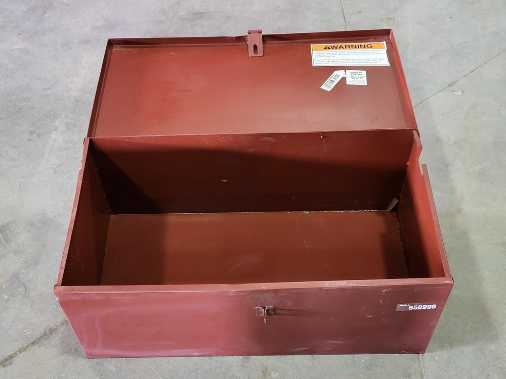 Tool Box - 30" x 17" x 12" – Consumer Items