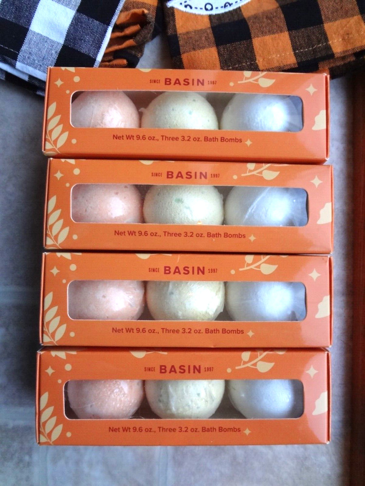 Basin Halloween Bath Bomb Set & Extra More
