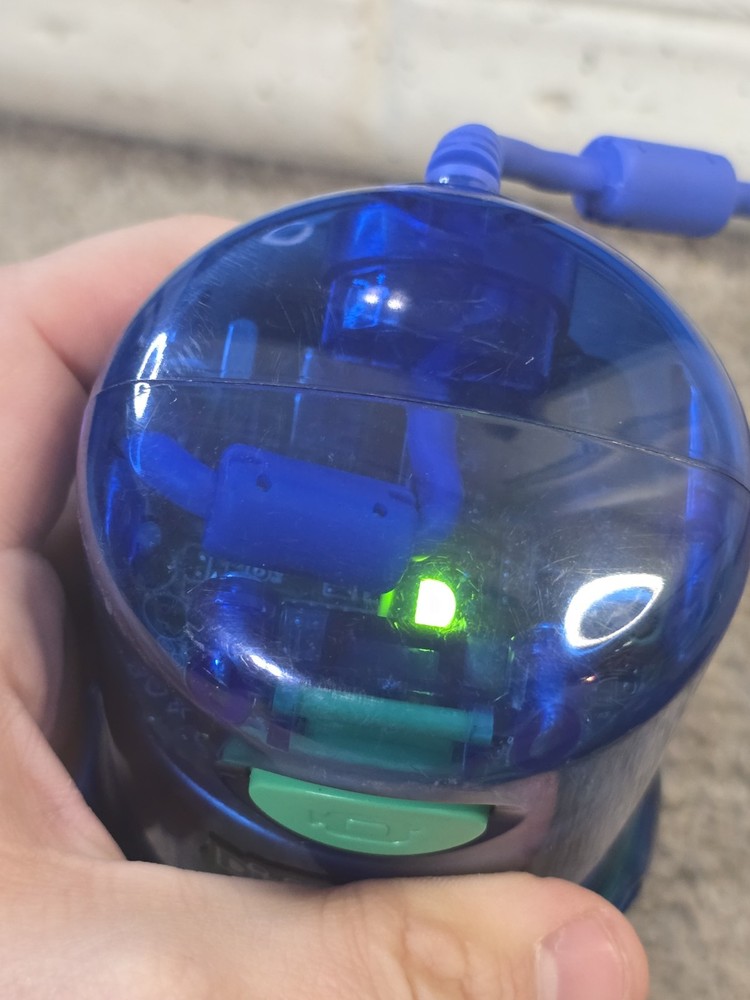 Intel Play QX3 Computer Microscope - No Base No CD No Manual