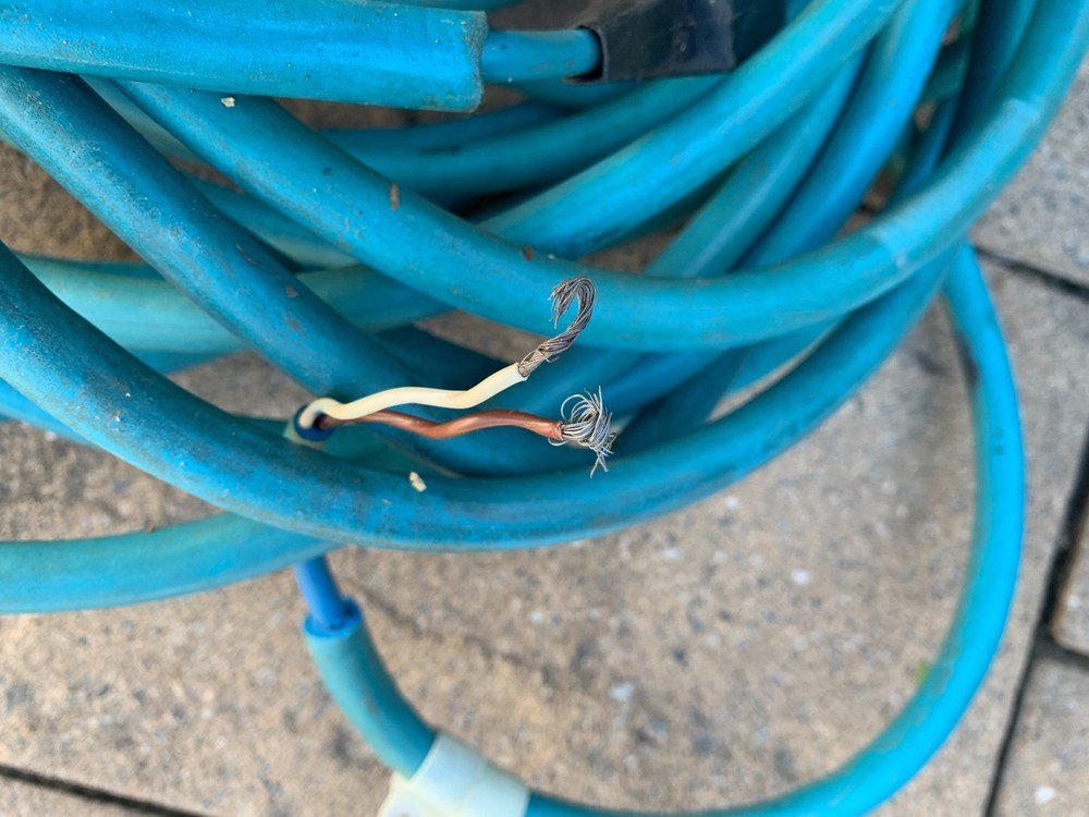 Used Aquabot Classic Cable