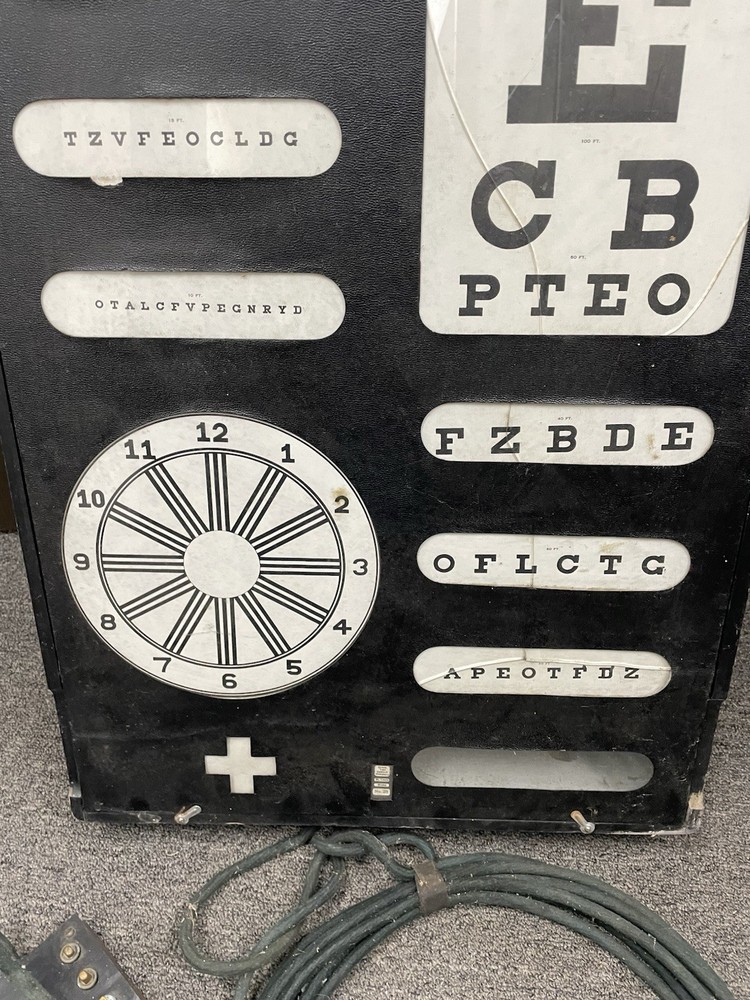 Vintage Optical Vision Visual Acuity Chart Eye Chart Light Box Green Test Co.