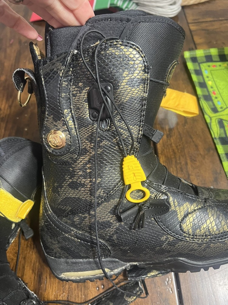 Burtonsnowboarding Boots Size 6.5us