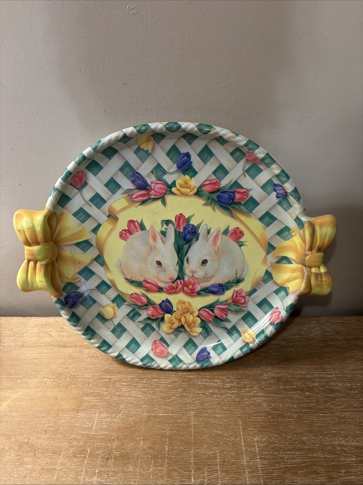 VTG Bunny Bow Easter Serving Tray Yellow Plastic Molded Plastic Bunnies