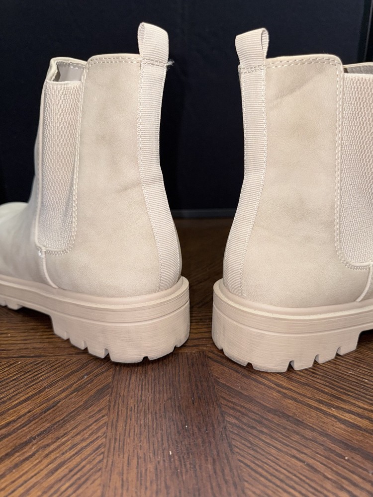 SHELA Women’s Size 11 BOOT TAN ANKLE BOOTIE Pull Up