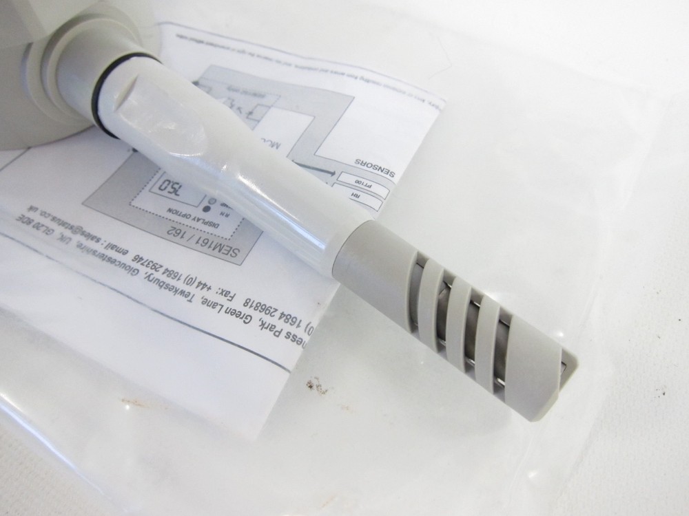 New Status SEM162 Humidity & Temperature Transmitter SAT Systems SAT-RHT-4