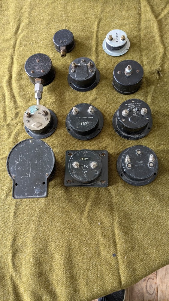 Industrial Meters & Gauges