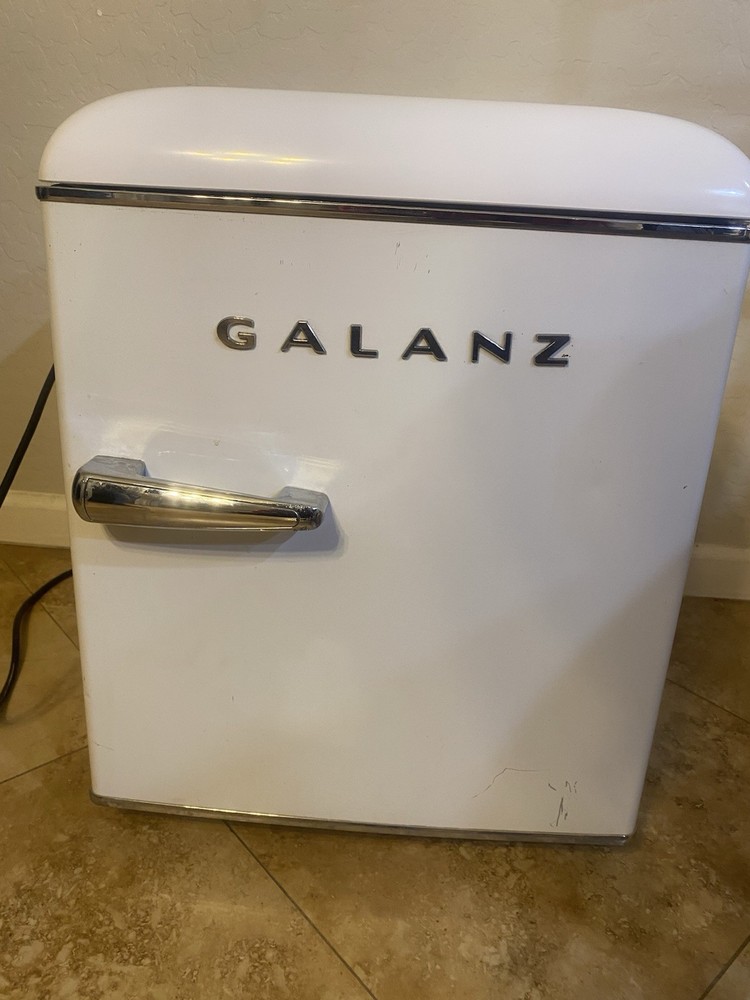 Galanz Mini Fridge 2.5 CU Ft Single White And Silver