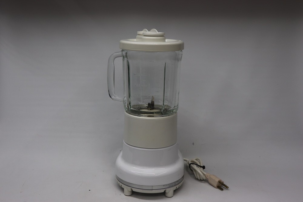 KitchenAid KSB3WH Blender 40oz Cup Glass Pitcher White