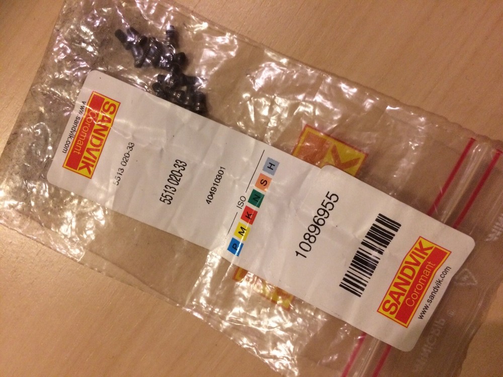 Sandvik 5513 020-33 Insert   Screw